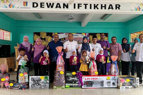 csr-din-mega-sekolah-ogos-2024 (1)