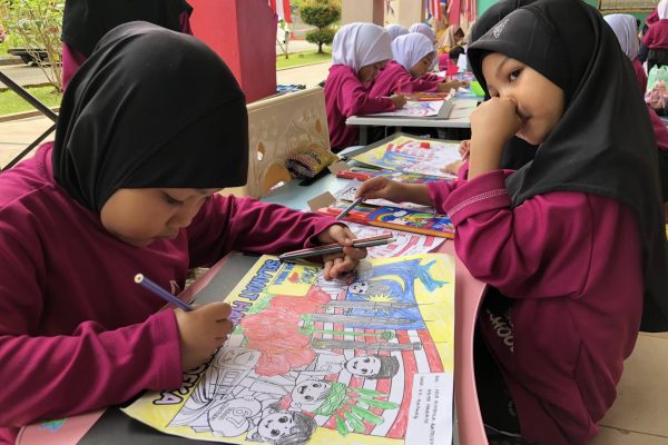 csr-din-mega-sekolah-ogos-2024 (10)