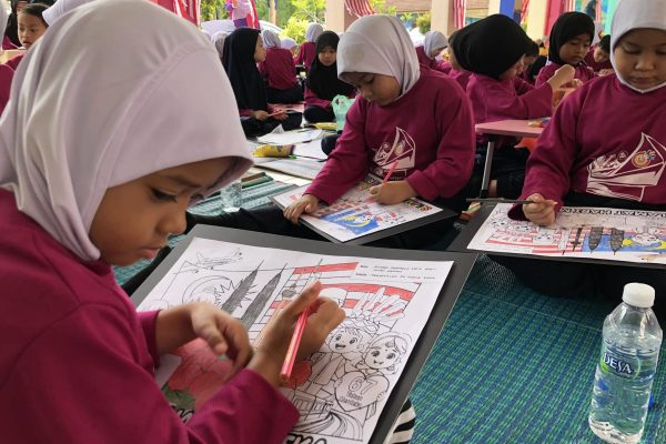 csr-din-mega-sekolah-ogos-2024 (8)