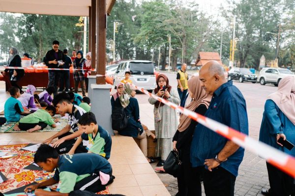 pertandingan-mewarna-oku (17)